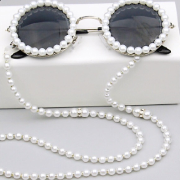 Accessories - Sunglasses